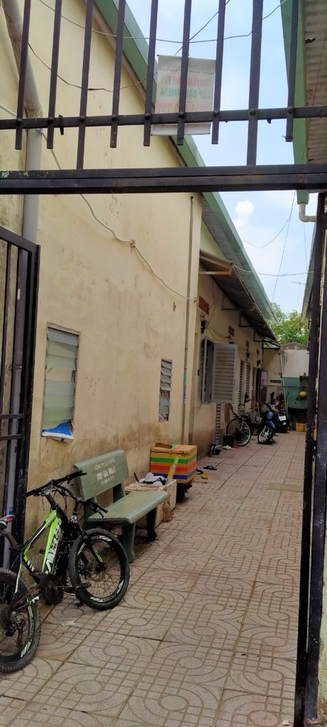 Dãy nhà trọ đg số 8 thông ra chợ Long Phước Q9 mặt trước hẻm 50 đg 79